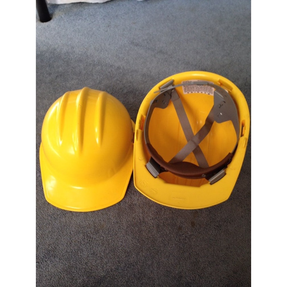 2 Hard Hats